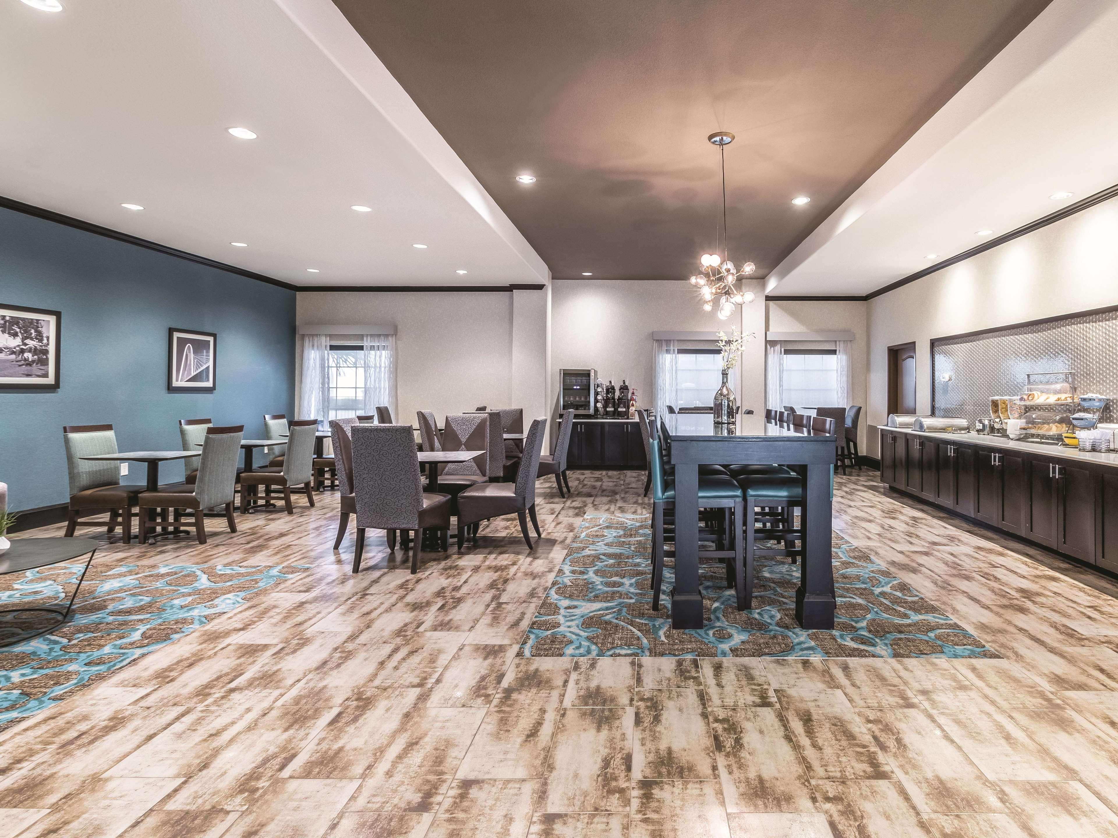 מלון La Quinta By Wyndham Dallas Grand Prairie South מראה חיצוני תמונה