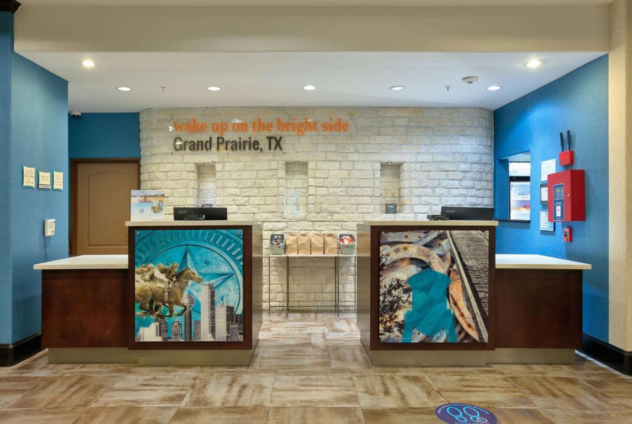 מלון La Quinta By Wyndham Dallas Grand Prairie South מראה חיצוני תמונה